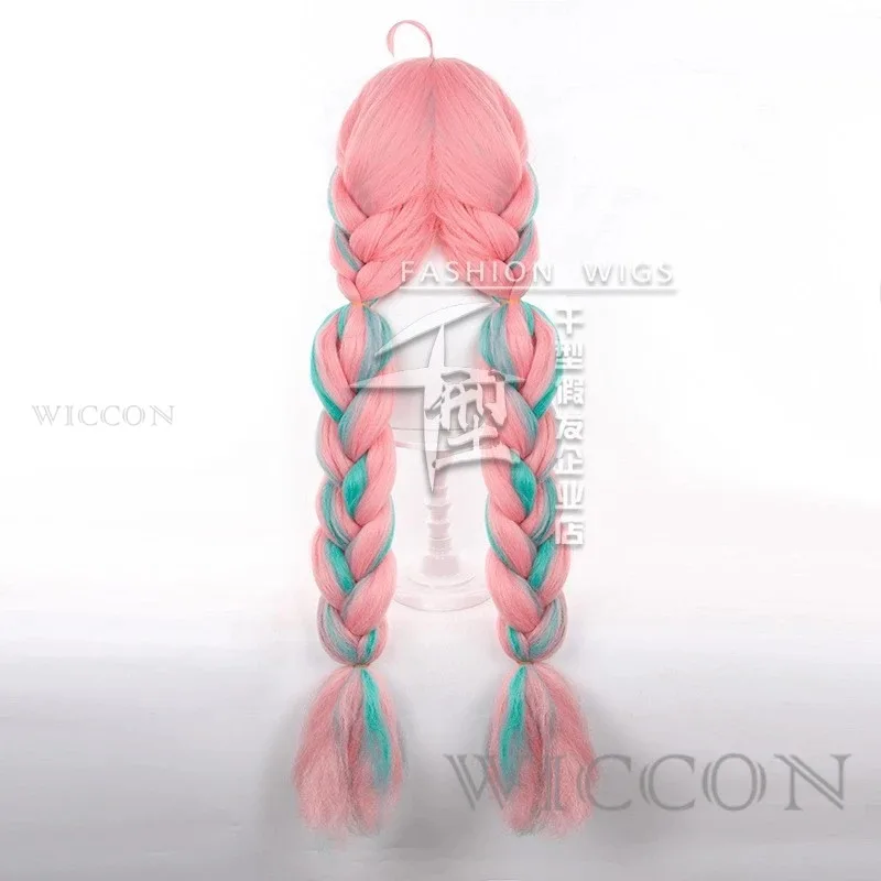 "Game Master" has influenced Valaessa's cosplay wigs and shoes, which are suitable for Halloween and Christmas parties.