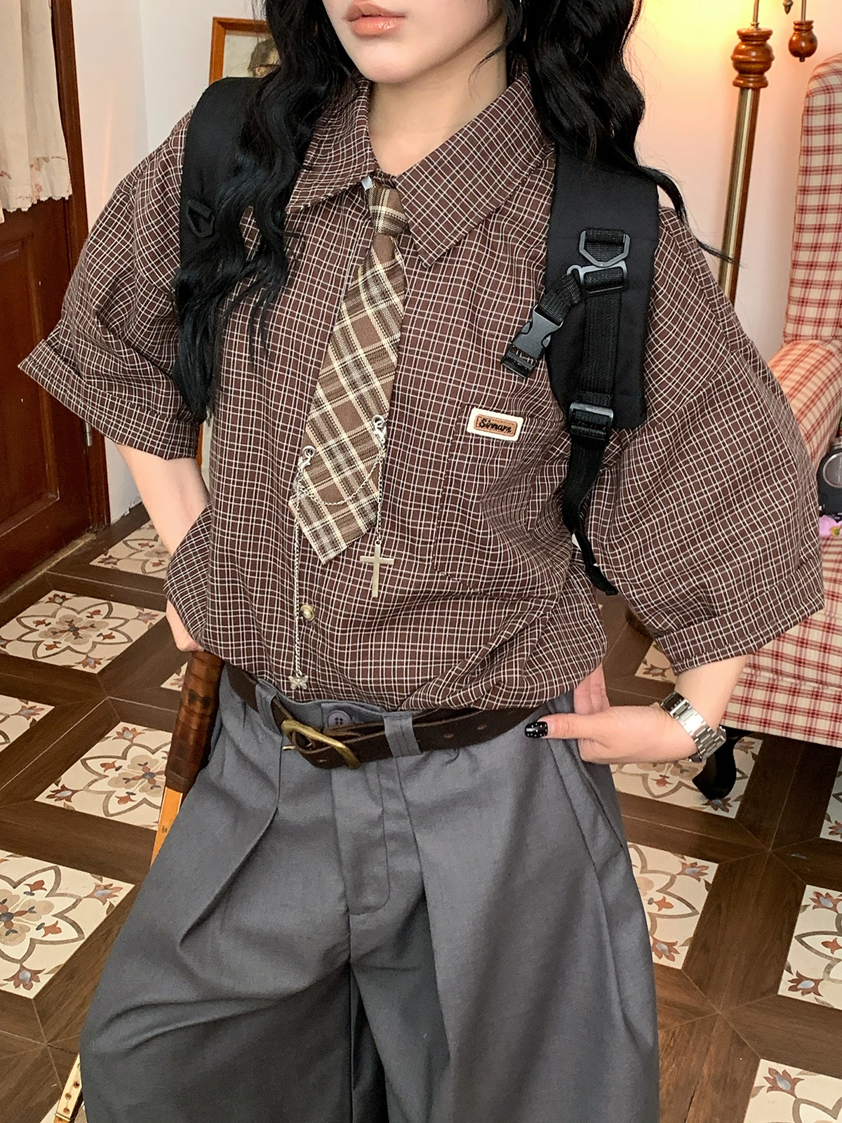 

Ретро-рубашка в американском стиле в клетку, свободного кроя, с коротким рукавом, женская, модная, в студенческом стиле, дышащая, комфортная, приятная для кожи