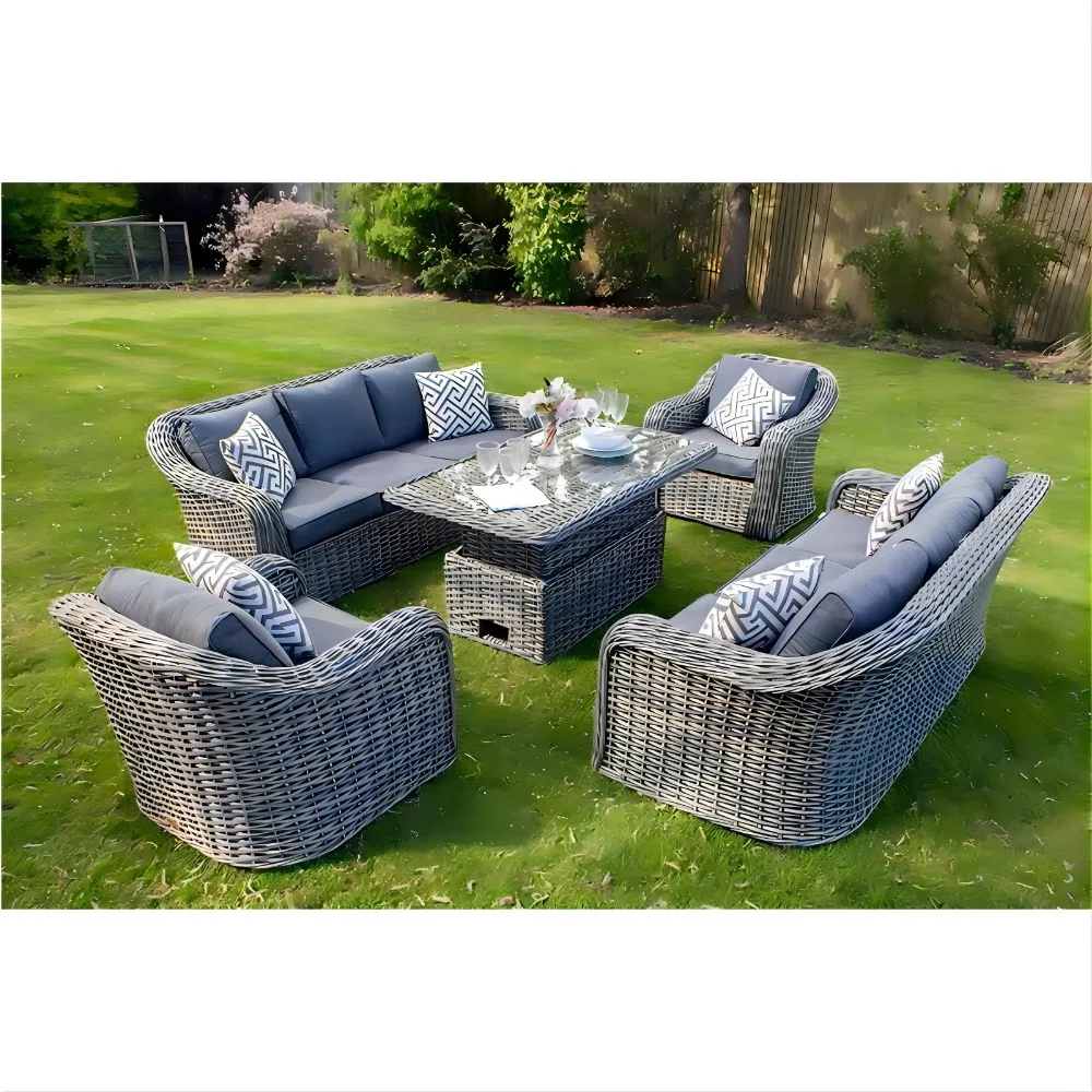 

Эксклюзивный высококачественный комплект садовой мебели из ротанга: диван и обеденный стол