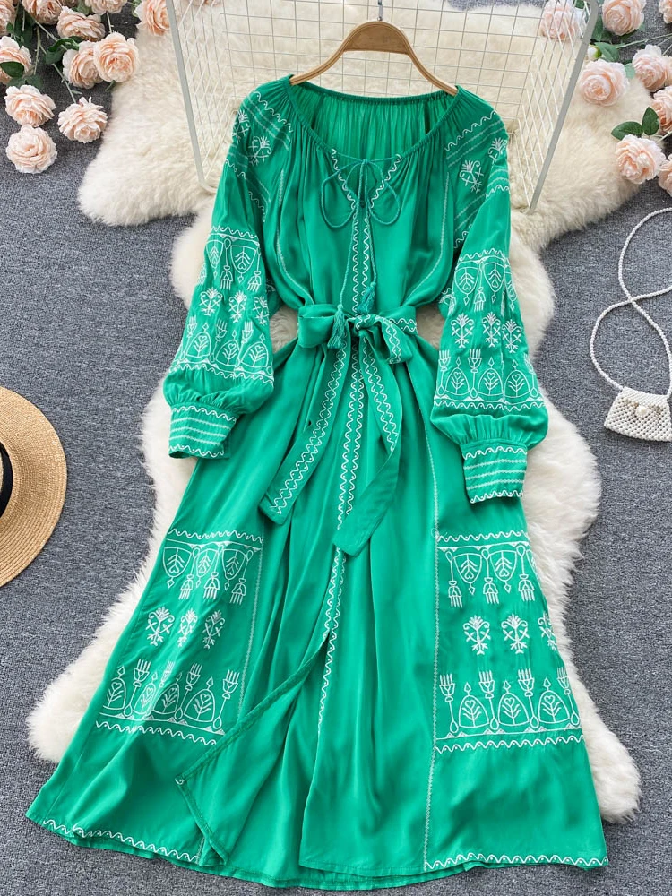 Spring Autumn French Vintage Sleeve Embroidered Dress Feminine High Waist Slit Long Swing Dresses For Women GD694