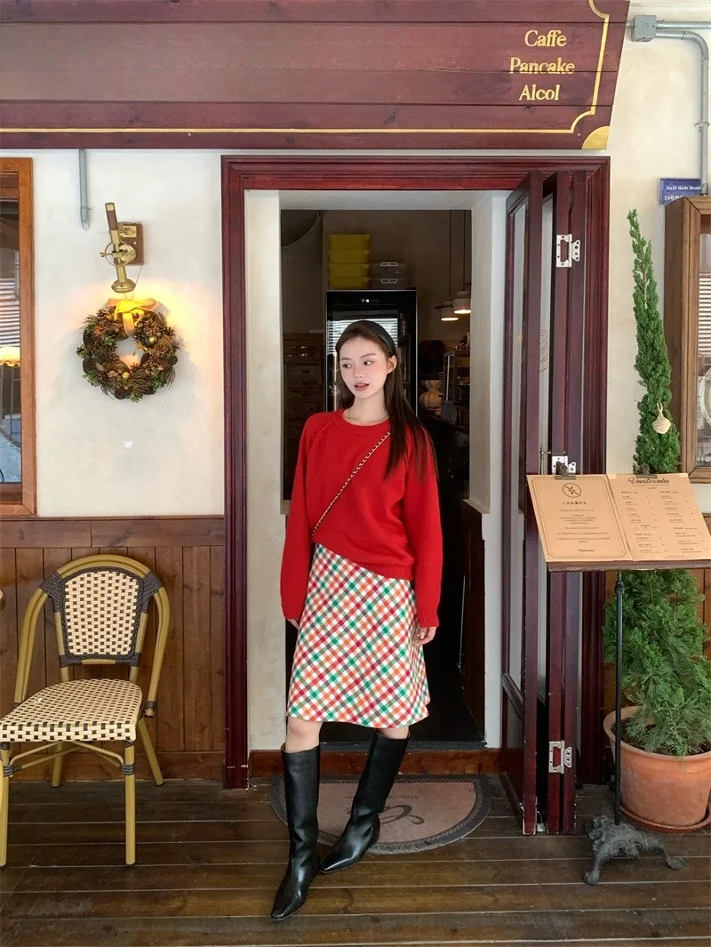 

Fashionable Knitted Red Long Sleeve Sweater And High Waist Skirt Set for Women Spring Time Checkered A-Line Skirt Two Pi...