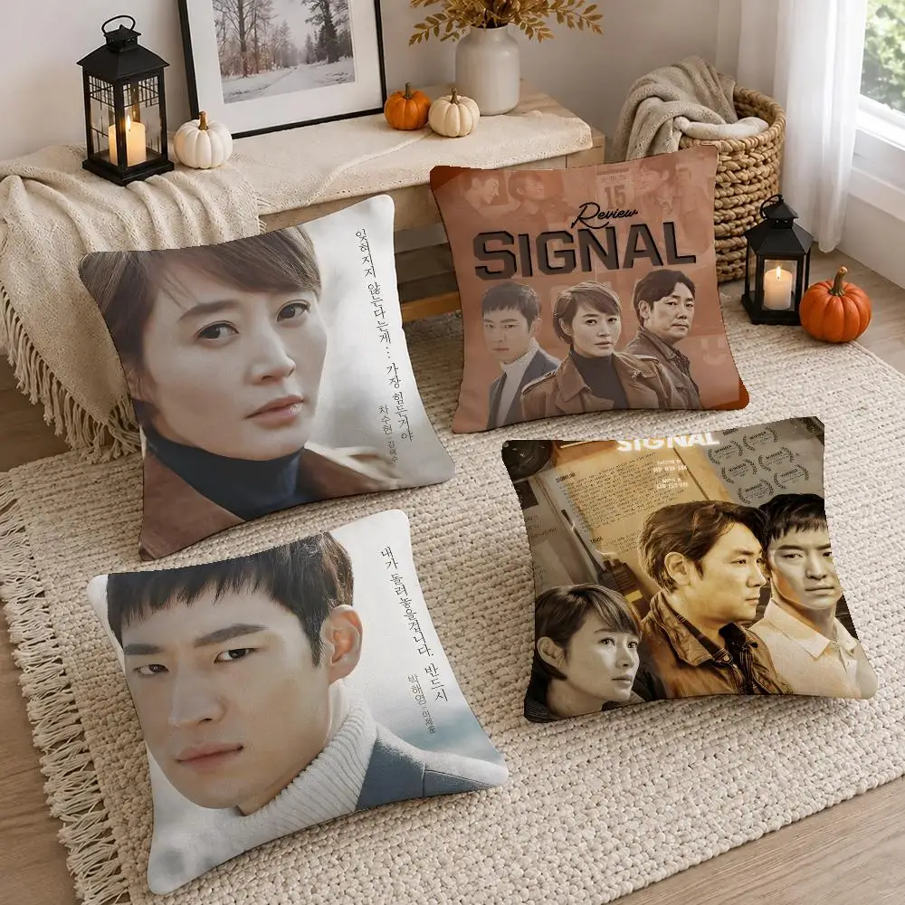 Dark Movie Signal Cushion Cover Short Plush Pillow Cover, Washable Wrinkle-Resistant for Sofa Bedroom Decor Gift