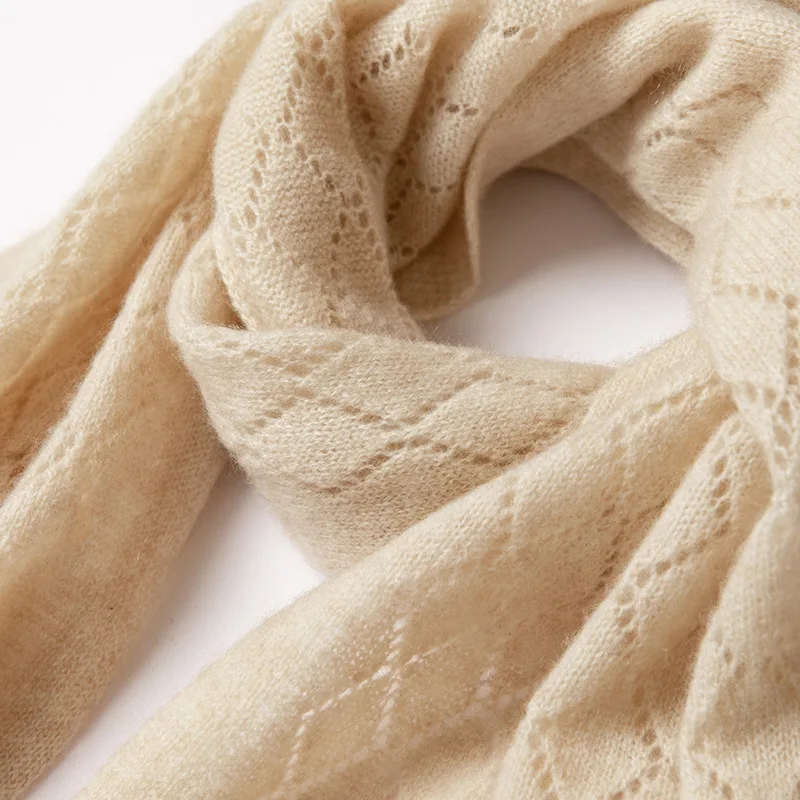 Cashmere Scarf 2023 Autumn And Winter New Women\'s High-End Solid Color Warm Knit Redrilled Hollow Scarf