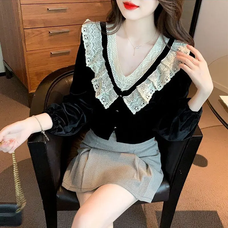 French Style Vintage V-Neck Blouse Autumn Stylish Lace Patchwork Basic Female Clothing Button Solid Color Slim Long Sleeve Shirt