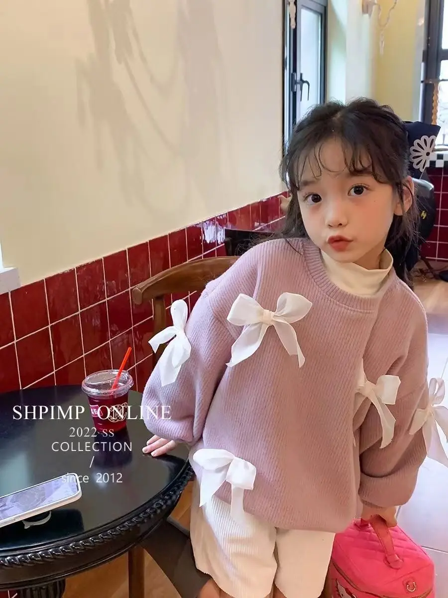 Girls New Velvet Sweater 2024 Winter Bow Round Neck Sweater Korean Integrated Velvet Top Sweet Princess Children Clothes