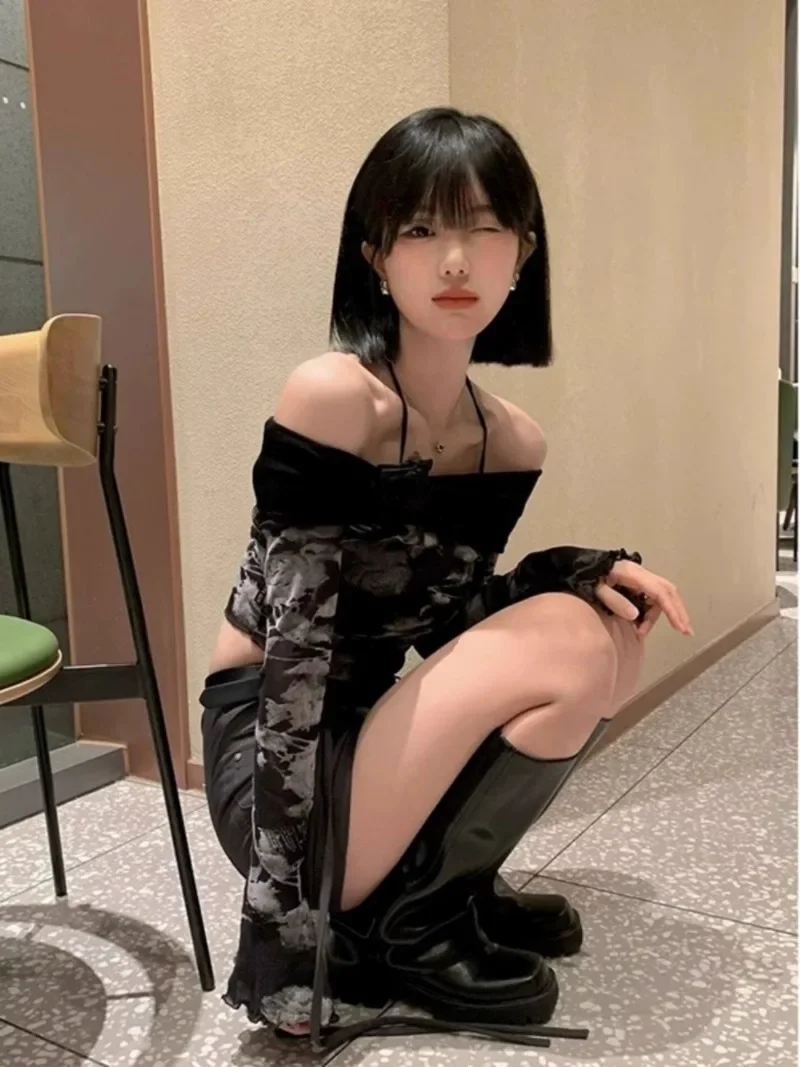 

Y2k E-Girl Rose Print Fake Two Piece T-shirts Sexy Off Shoulder Camisole Tops Women 2025 Spring Slim Fit Long Sleeve Tee Shirt