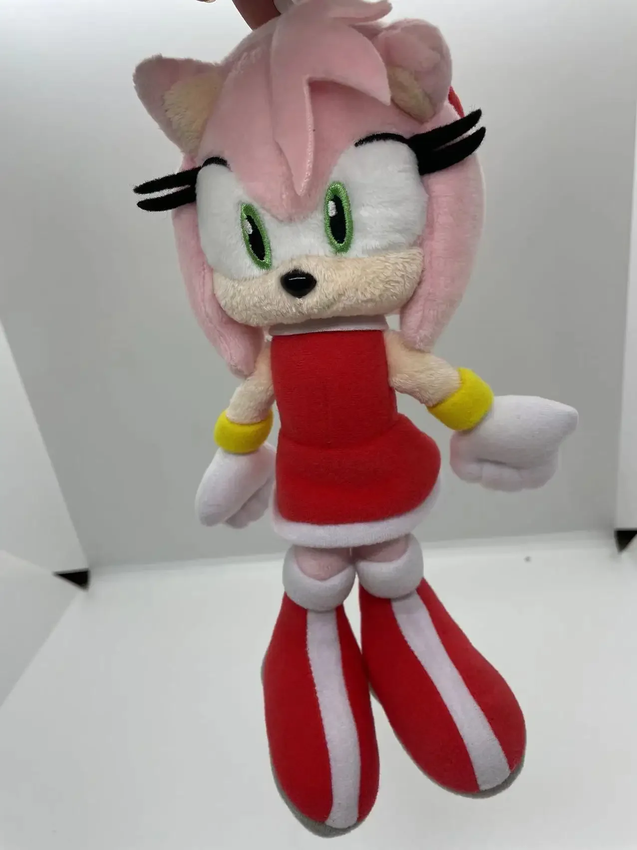 2023 20ซมใหม่ญี่ปุ่นสีชมพูตุ๊กตาหนานุ่ม AMY Rose สีดำเงาสีเหลืองคู่ตุ๊กตาการ์ตูนน่ารักเด็กผู้หญิงวันเกิดของขวัญคริสต์มาส