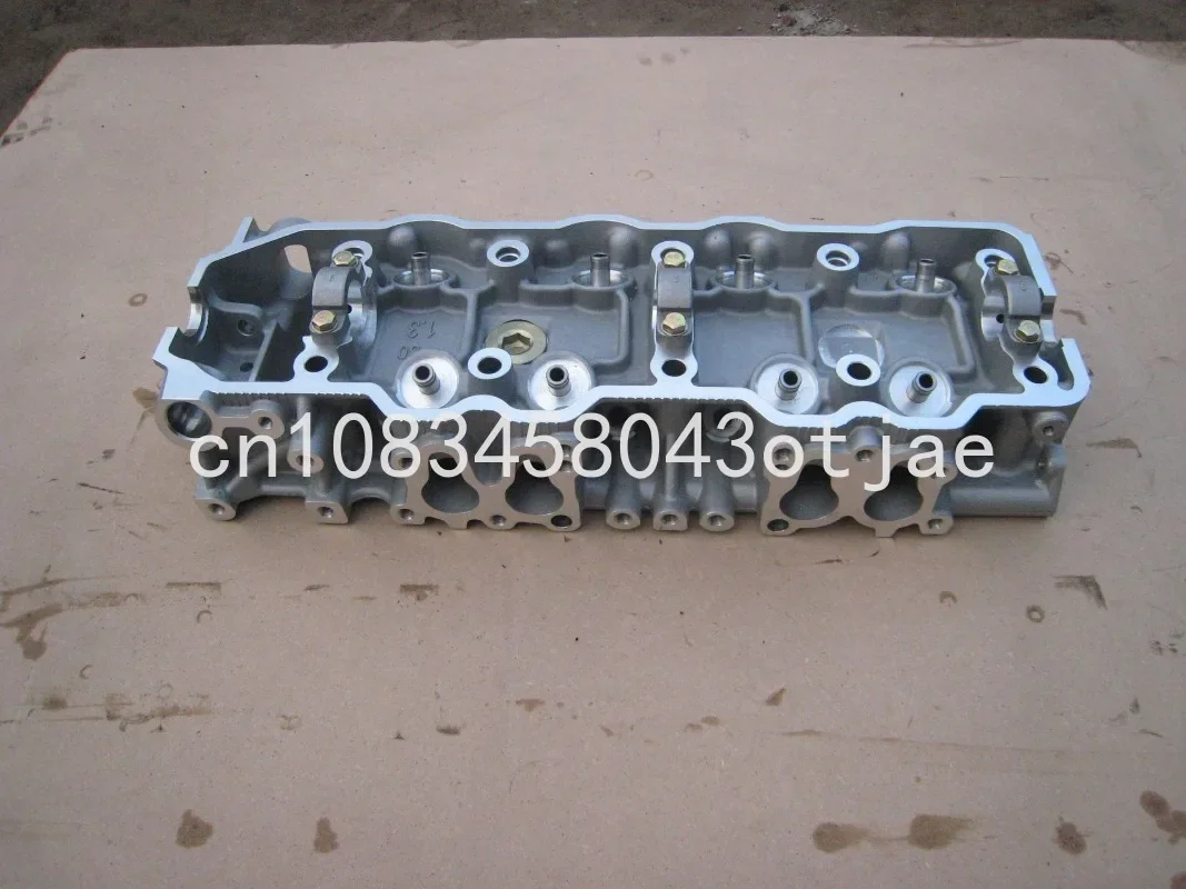 Automobile parts Gasoline engine cylinder head 22R Four-cylinder aluminum cylinder head 22R