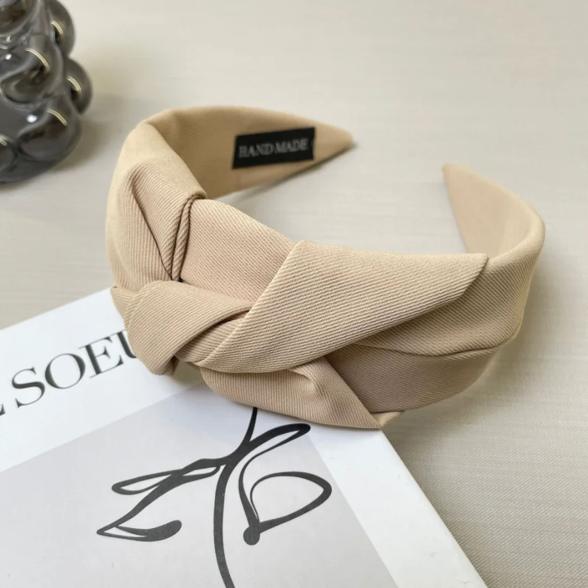 Einfarbiges geknotetes Haarband für Frauen, weicher Stoff, breites Haarband, modischer Turban-Haarreif, Haaraccessoires für den Alltag von Mädchen. – Detail 8