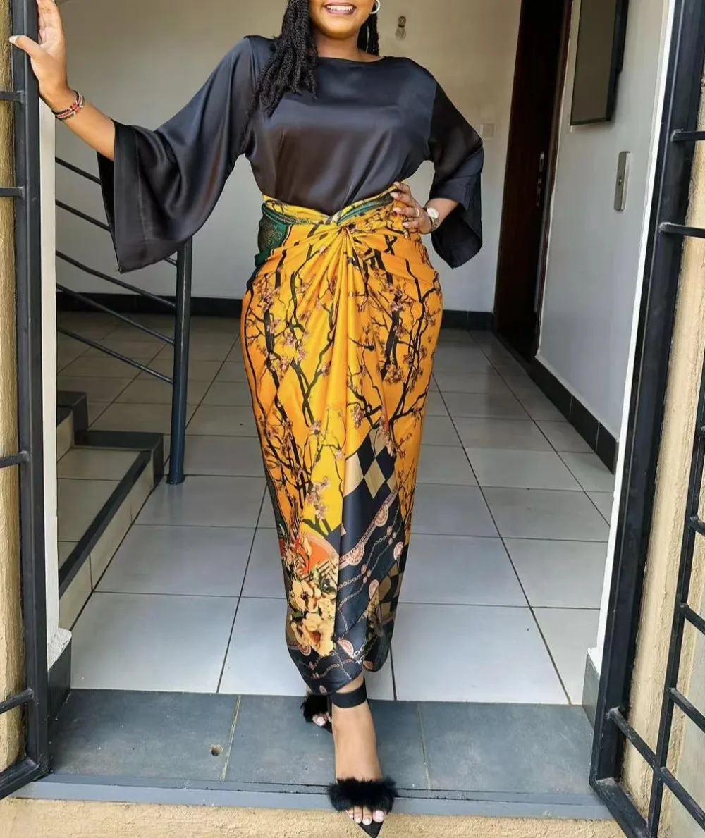 African Clothes for Women Summer Elegant African Women Two Pieces Set Loose Flare Sleeve Top Print Skirt Matching Sets