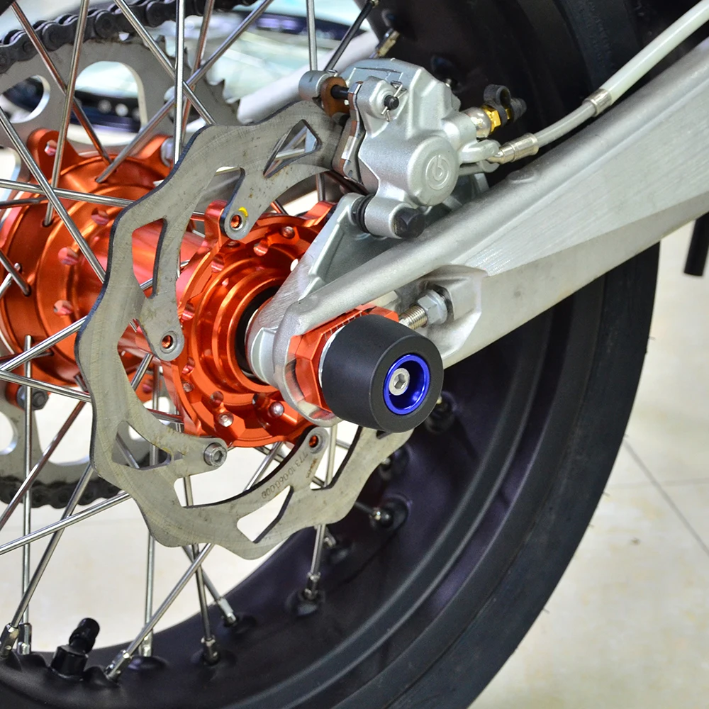 (EU-Lager) Vordere und hintere Achsenschutzringe für KTM 690 Duke /Duke R 690 SMC /SMCR Husqvarna 701 Supermoto – Detail 15