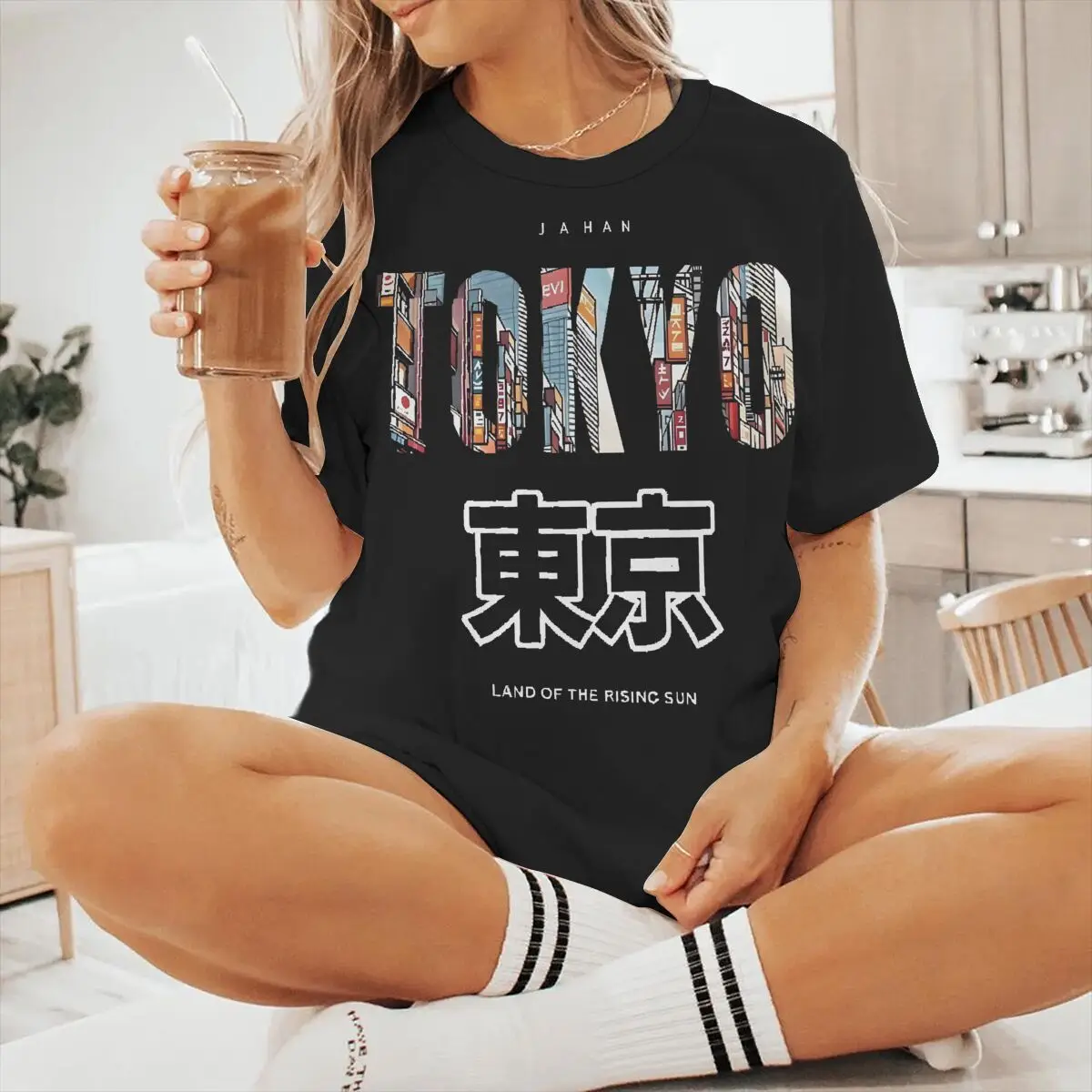 

Tokyo Printed Fashion Forward Crewneck T-Shirt Women Vintage Short Sleeve Tees Japanese Style Unisex Streetwear