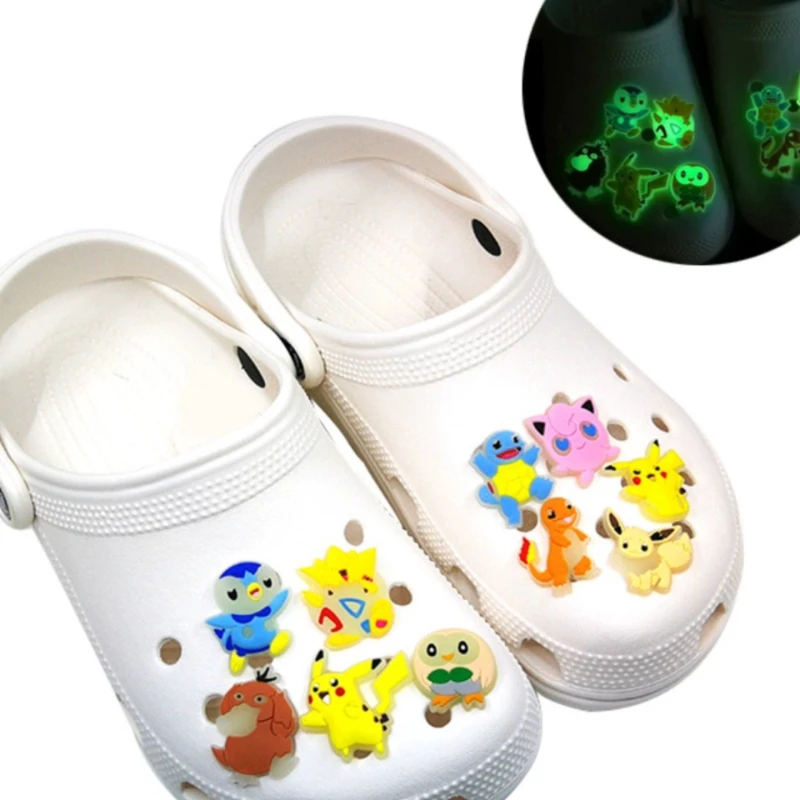 New charmander Glow-in-the Dark Shoe Flower Buckle Fluorescent PVC Soft Rubber Men and Women Shoe Flower Buckle Diy Accessories