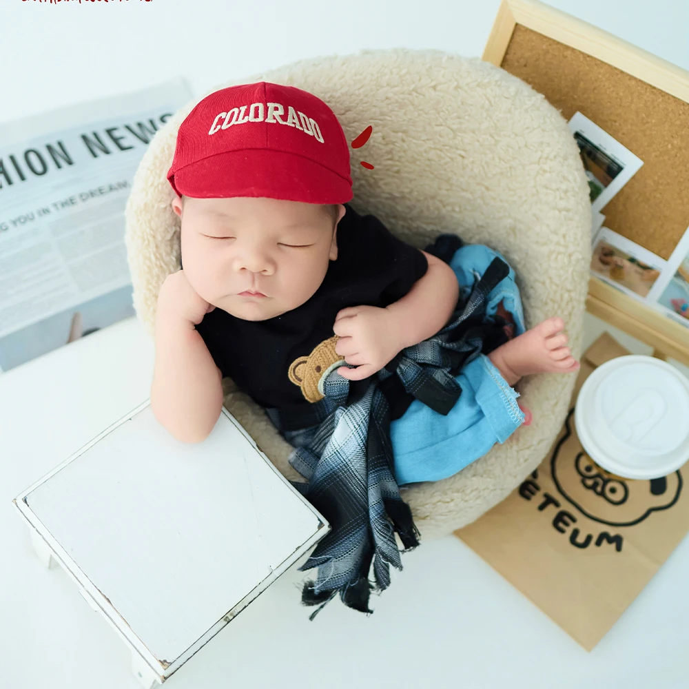 Conjunto de adereços para fotografia de recém-nascidos, chapéu vermelho + roupas de bebê menino, copo de café, estúdio, tema de bebê, adereços de decoração de cena