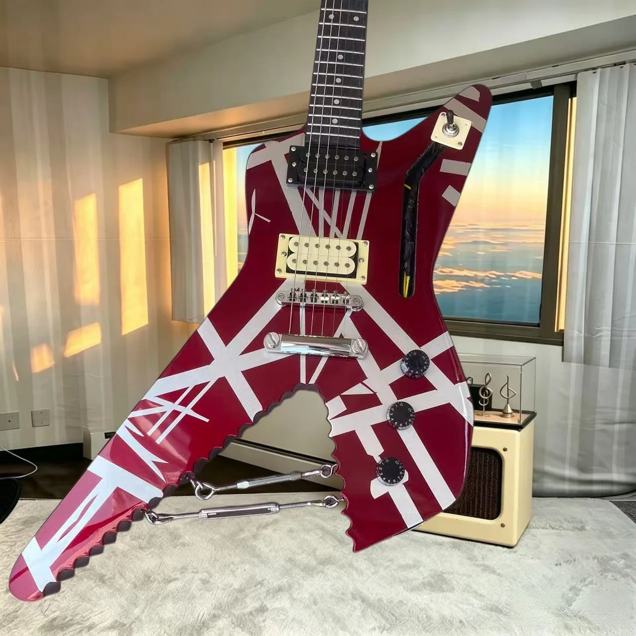 Axe‑Saw‑Blade Custom Electric Guitar, Red‑Base White‑Stripe Finish HH Pickups, Unique Heavy‑Metal Hard‑Rock Stage Guitar