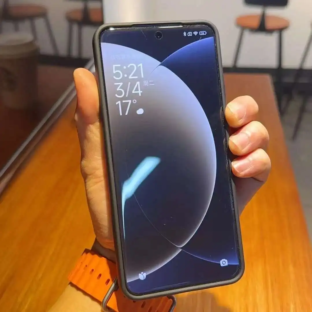 حافظة لهاتف Xiaomi 15 Ultra حافظة فاخرة بإطار عدسة أحمر غير لامع غطاء خلفي لهاتف Xiaomi MI 15 Ultra ممتص للصدمات MI15Ultra Funda