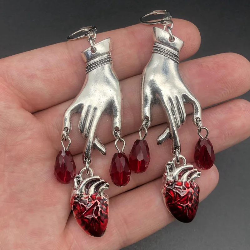 New retro drop ruby hand earrings for Halloween fashion exaggeration earrings for Europe and the United States