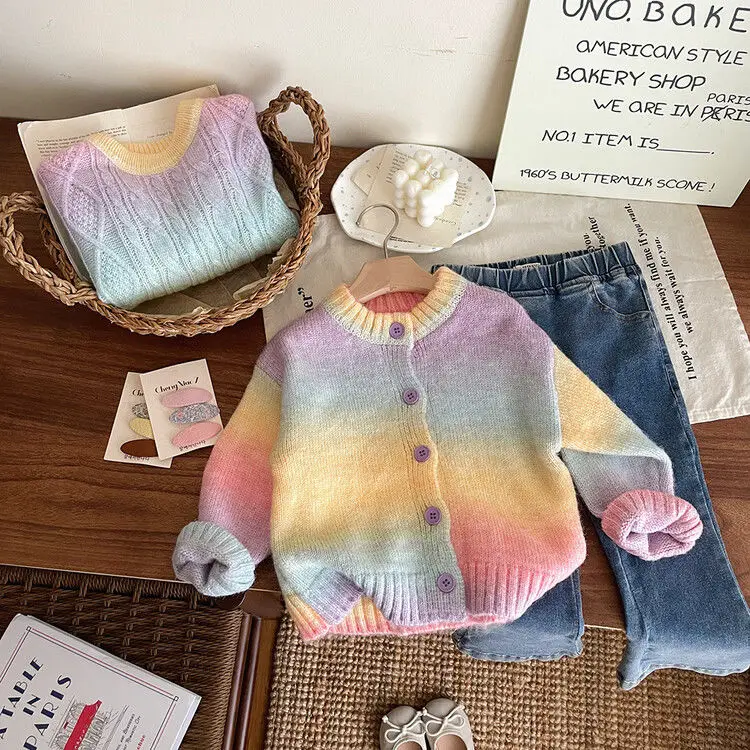 Girls Gradient Thickened Sweater 2024 Children Stylish Winter Korean Top Girls Rainbow Round Neck Knitted Sweater