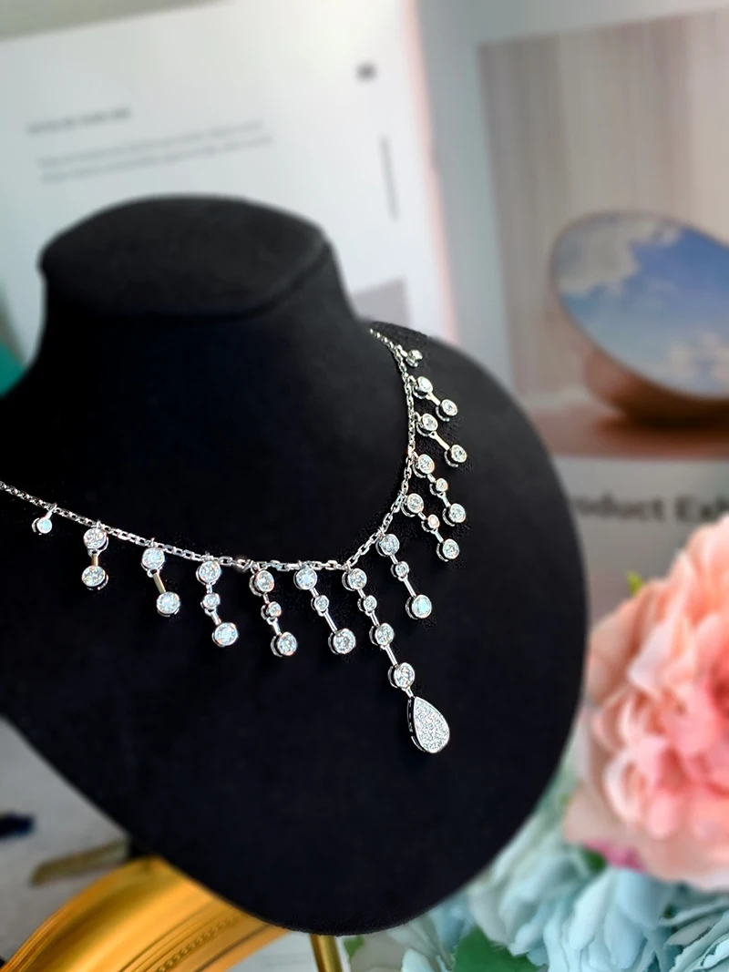 LUOWEND 100% 18K White Gold Necklace Luxury Tassels Shape 2.0carat Real Natural Diamond Necklace for Women Senior Banquet