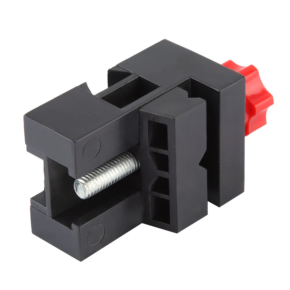 Por que a Morsa Z012 é a Escolha Ideal para Seu Projeto de Carpintaria