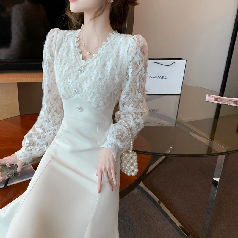 2022 Spring Autumn French Fishtail Dress Women Lace Stitching Niche Romantic Bellflower Mid-length Elegant Party Dresses White