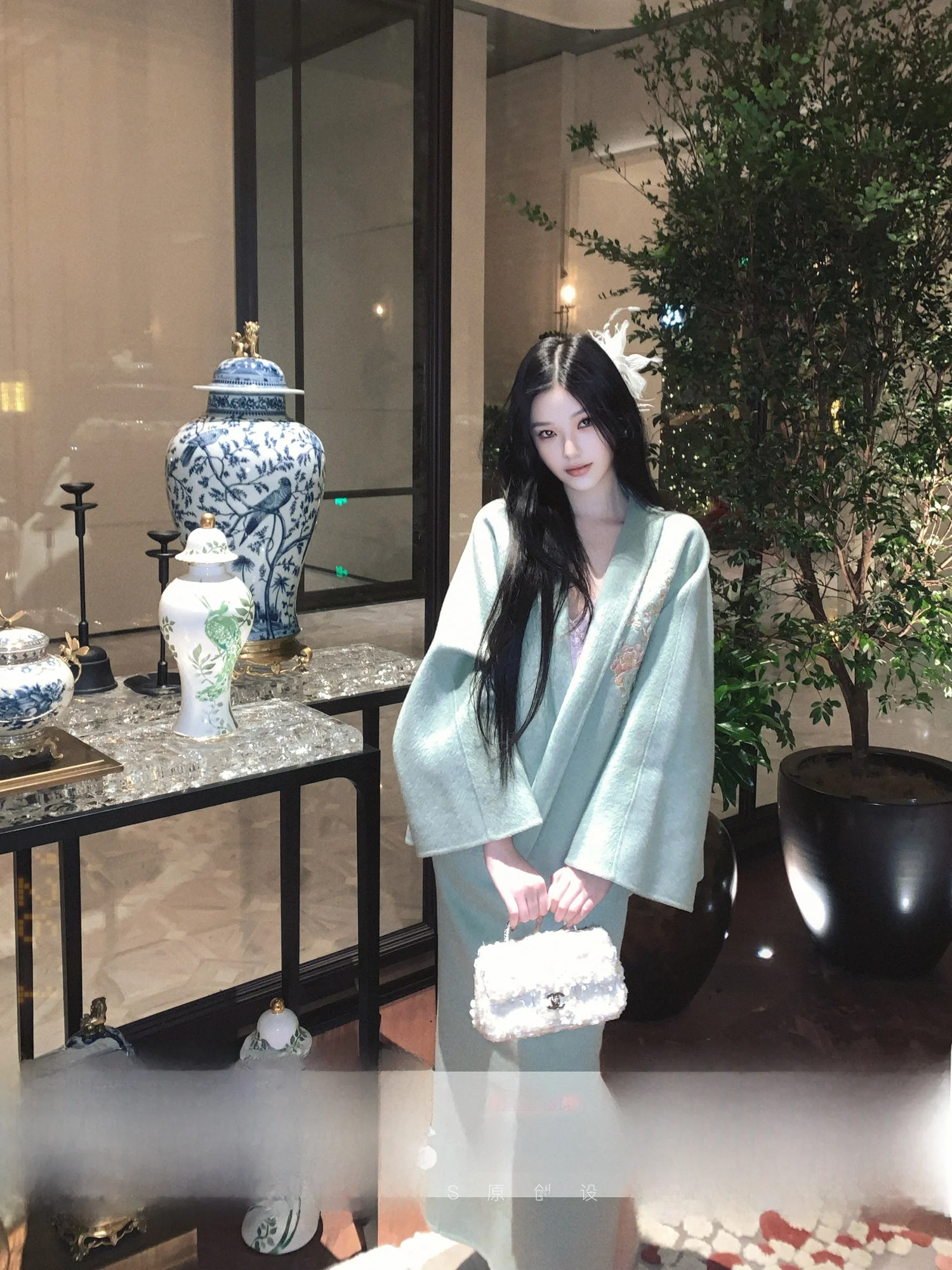 

New Chinese Sle Embroidered Woolen Double-Faced Coat And Skirt Set by Moss Studio Spring Drunken Honeysule Original Design