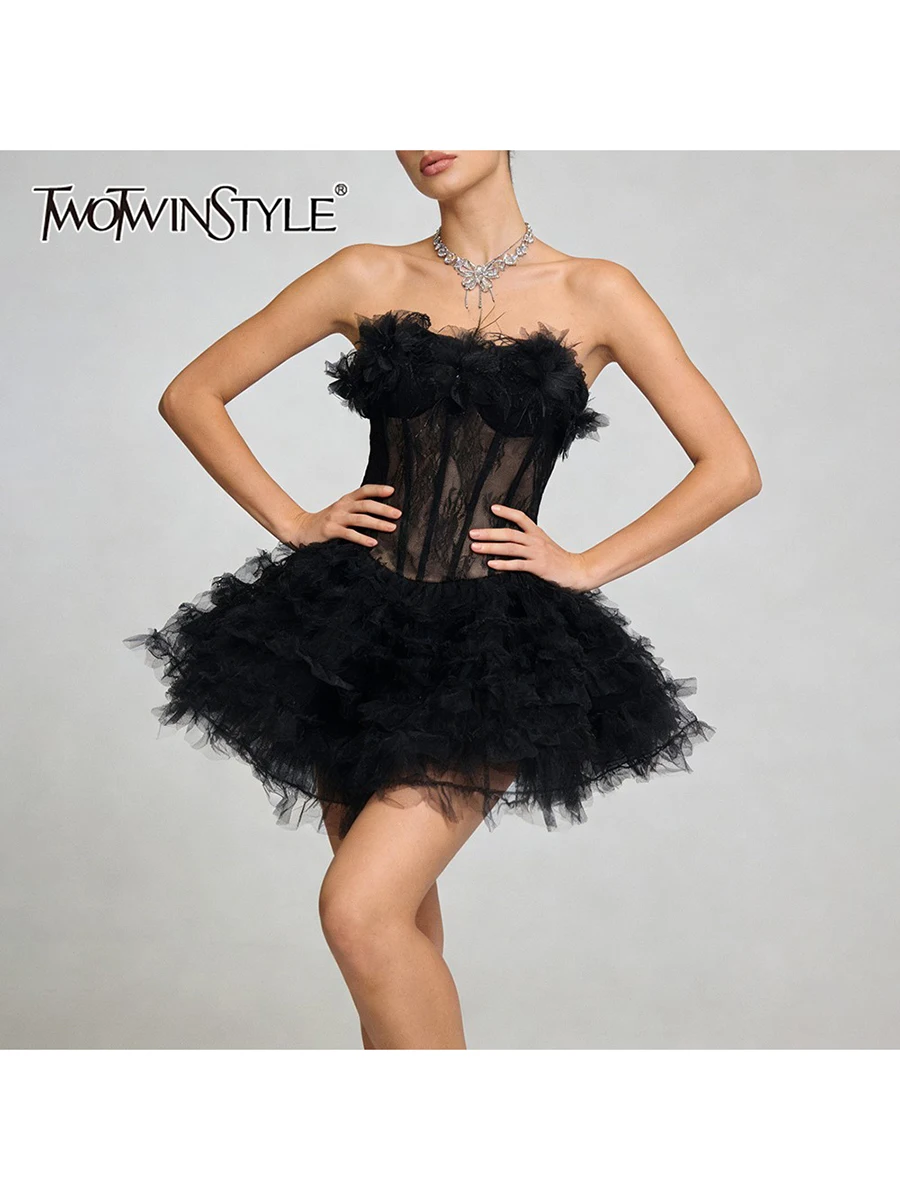 

TWOTWINSTYLE Fashion Slimming Spliced 3D Flower Mini Dresses for Women Strapless Sleeveless Patchwork Ruffles Folds Dress Female