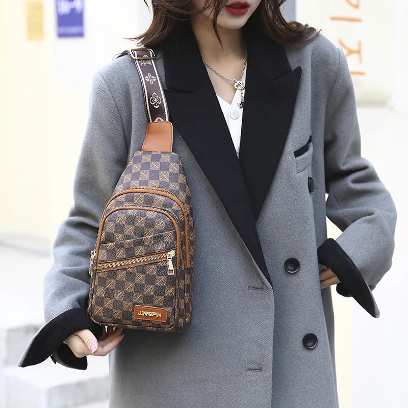 2023 Bags for Women  Wax Skin Women Chest Pack Female Sling Bags Crossbody Waterproof Shoulder Casual Pu Leather Messenger Pack