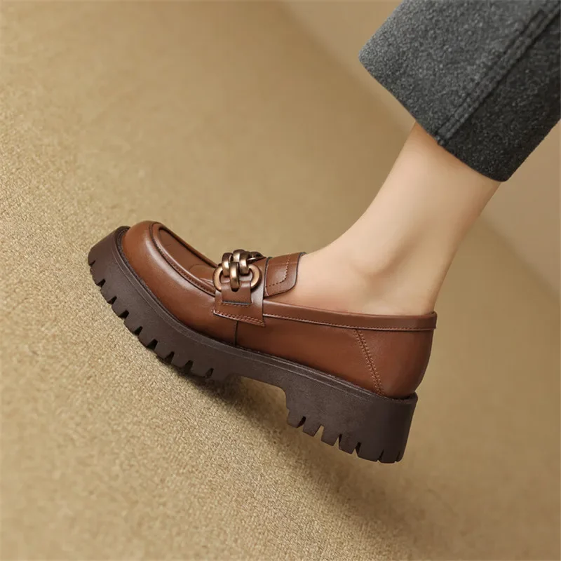 NEW Spring Retro Women Pumps Round Toe Chunky Heel Loafers Split Leather Shoes for Women Metal Buckle Shoes Platform Shoes