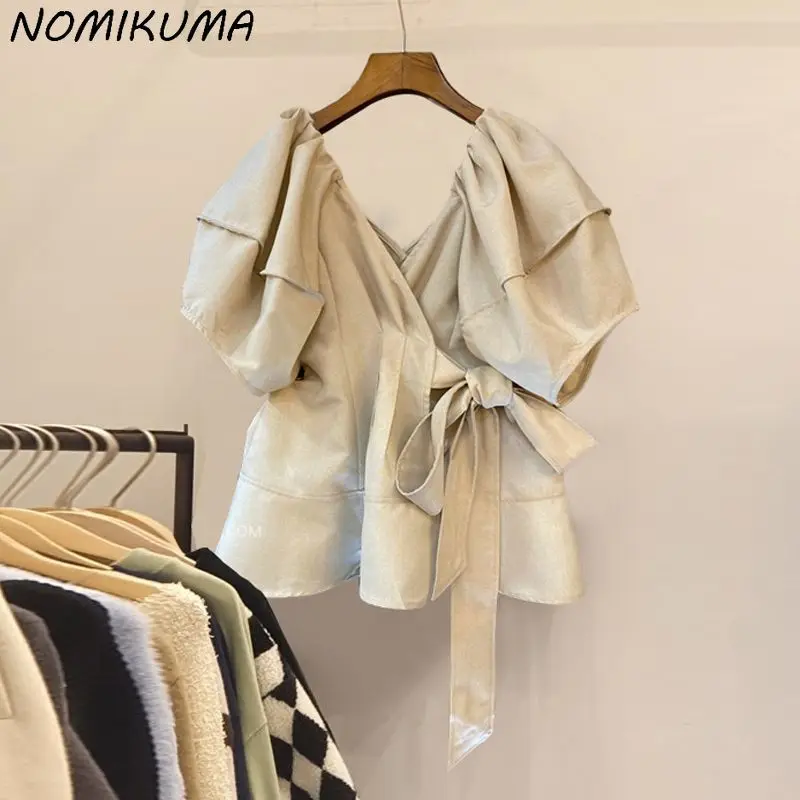 Nomikuma-Camisa de manga abombada para mujer, blusa informal con lazo y cuello en V, Top de moda sólida coreana elegante, 2023