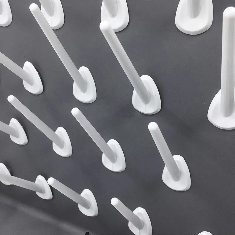 مختبر تجفيف الرف Pegboard مقاعد البدلاء جدار جبل بالتنقيط رف PP بالتنقيط رف لمختبر الأواني الزجاجية زجاجات أنبوب اختبار كوب