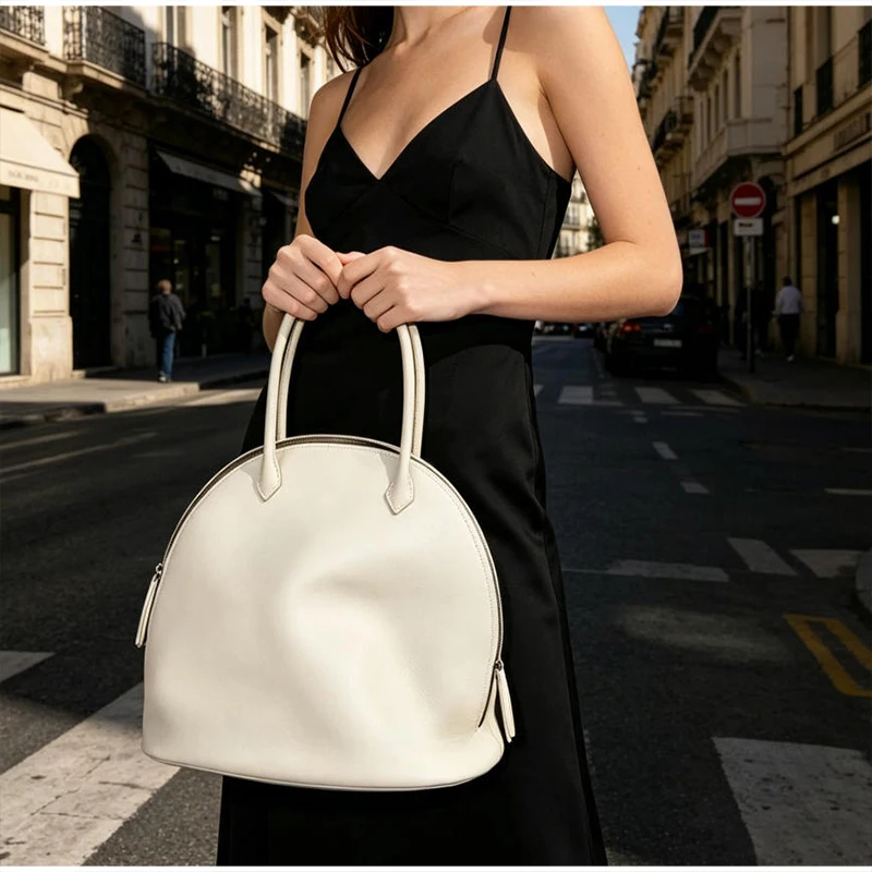 Fashion Luxury Seashell Shoulder Bag Korean Style Solid Color Minimalist Handbag Zippered Large Capacity Soft Leather Tote Bag view 3
