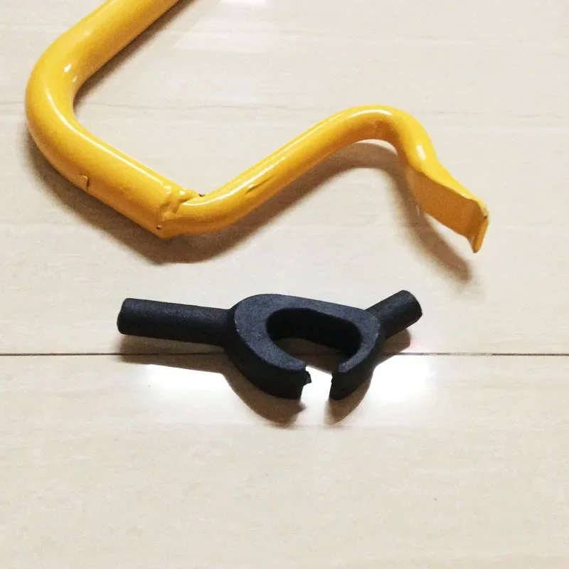 Bus tire repair tool set Special disassembly and assembly tool for vacuum tire Manual tire removal and thickening