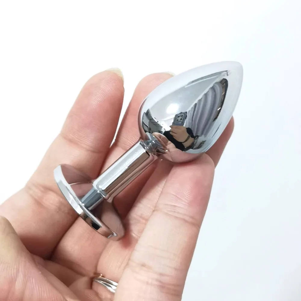 BBC ONLY Queen Metal Anal Plug: Real Experience with Intense Anal Pain and  Deep Stimulation