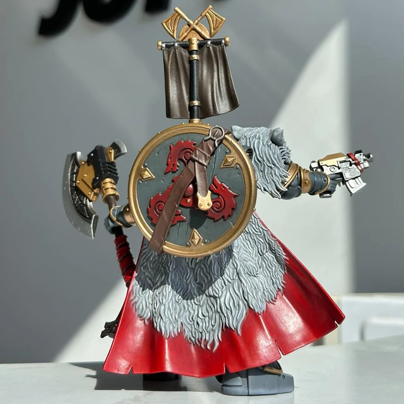 JOYTOY Actiefiguren 1/18 Warhammer 30K Space Wolves Legioen Praetor met Power Axe en Combat Shield Collectible Model Gift Toy