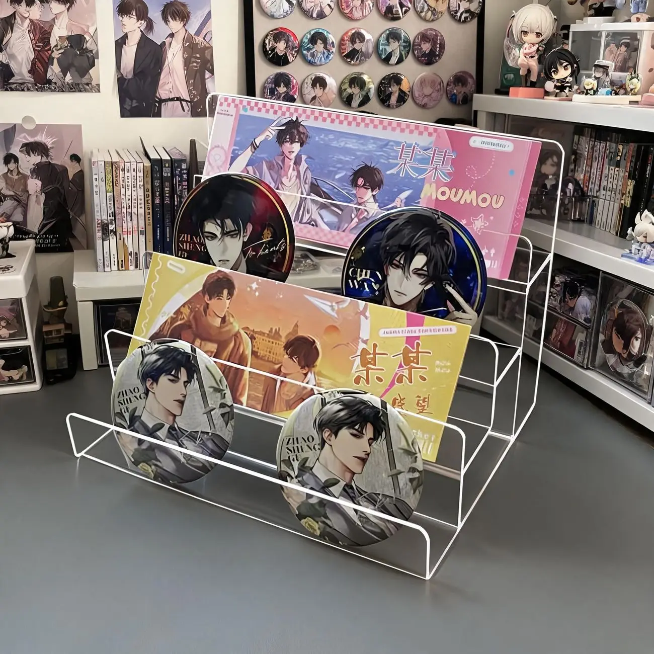 Cartoon Character Card Display Stand, Transparent Acrylic Tabletop Tiered Badge Collection Storage And Display Shelf