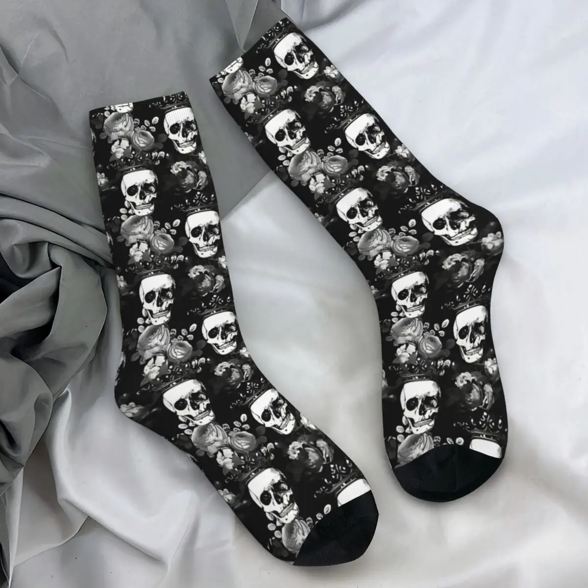 Rose Crown Skull Gothic Socks Black and White Pattern Funny Stockings Winter Non Slip Men's Socks Soft Pattern Climbing Socks