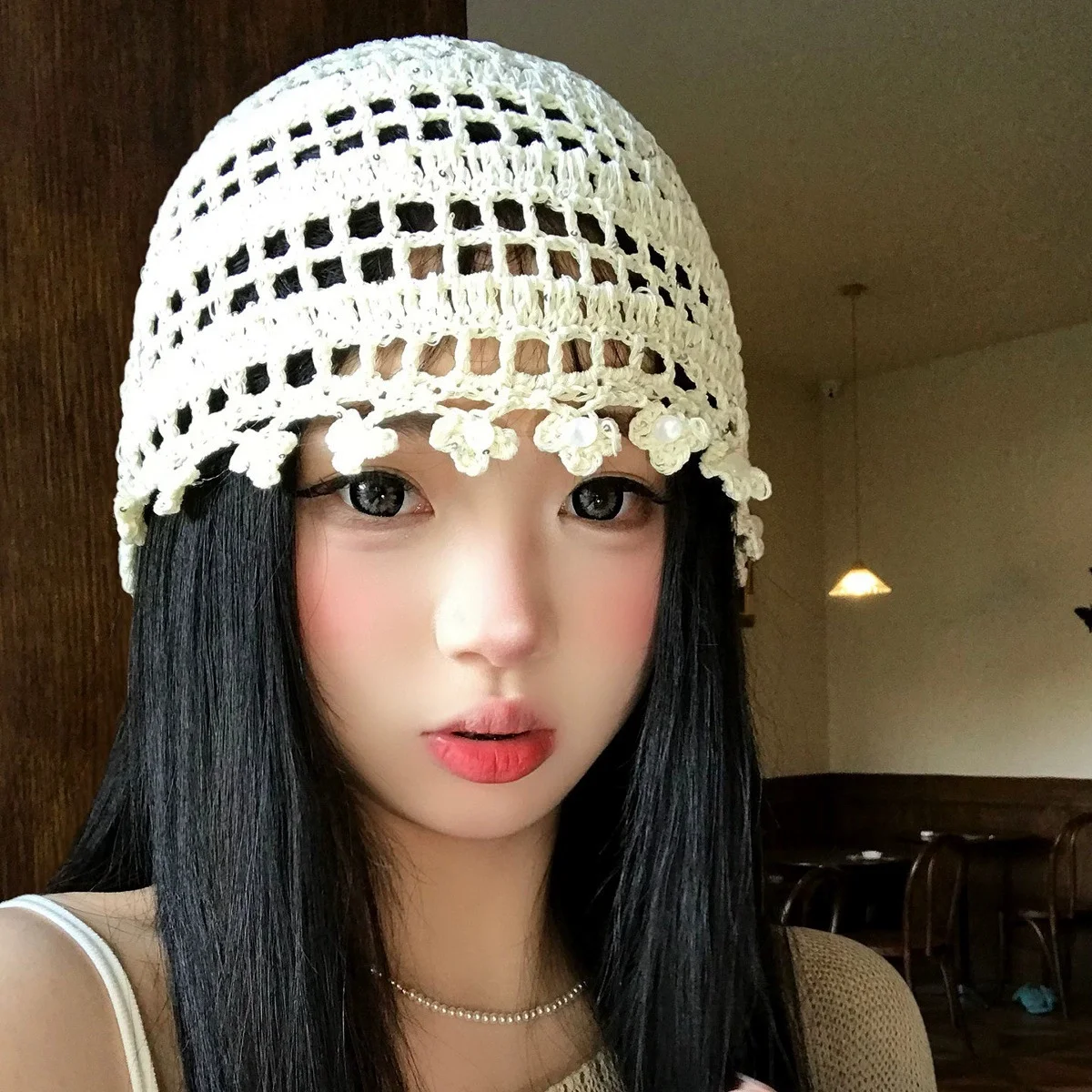 ボヘミアンスタイルのパールペンダント付き透かし編みビーニー（女性用）-–-レトロ風の春夏ニット帽