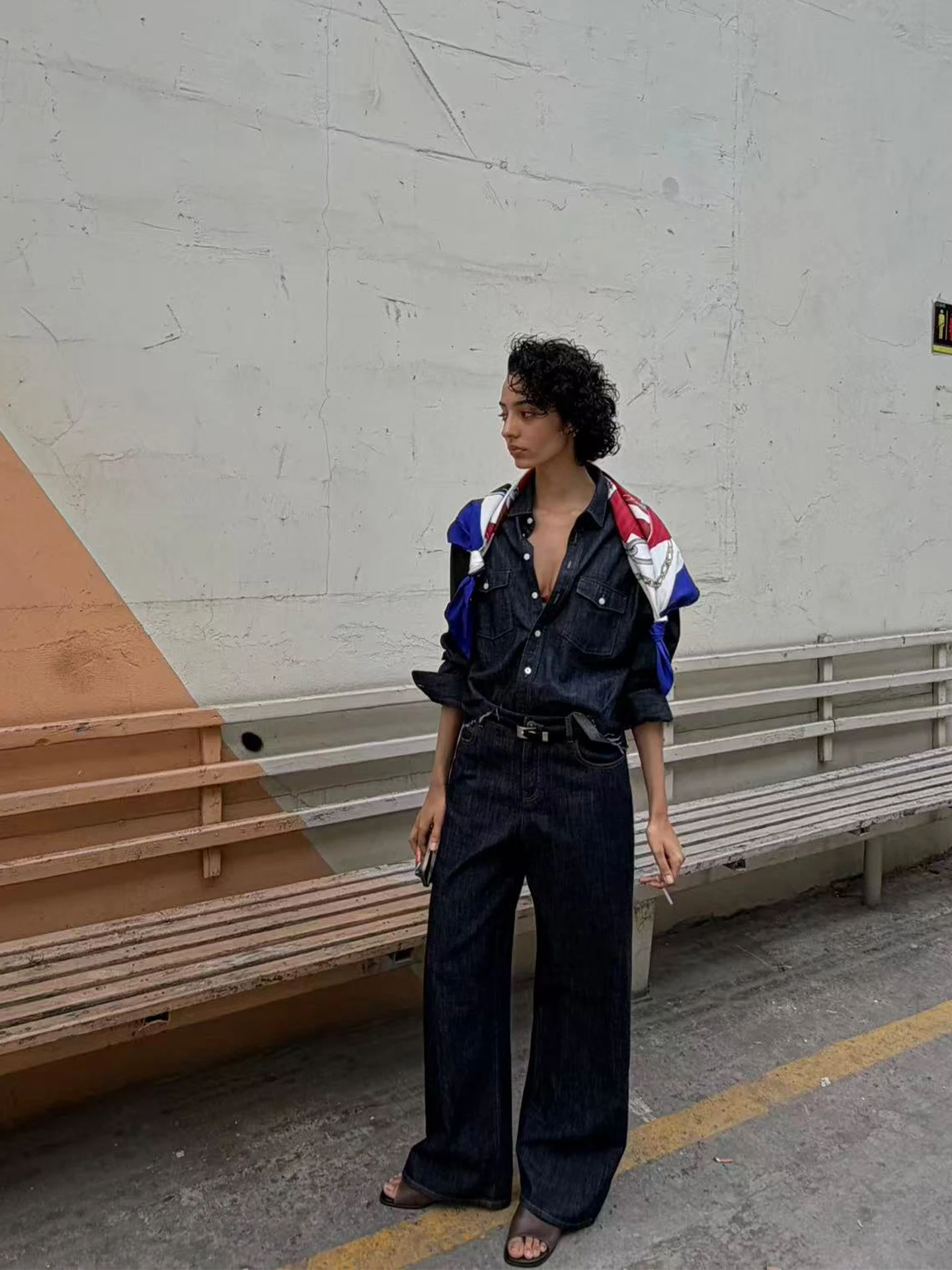 

Ayuko Vintage Original Denim Light Weight Loose Wide Leg Jeans Women's Commute Style High Waist Zipper Fly No Stretch Fabric