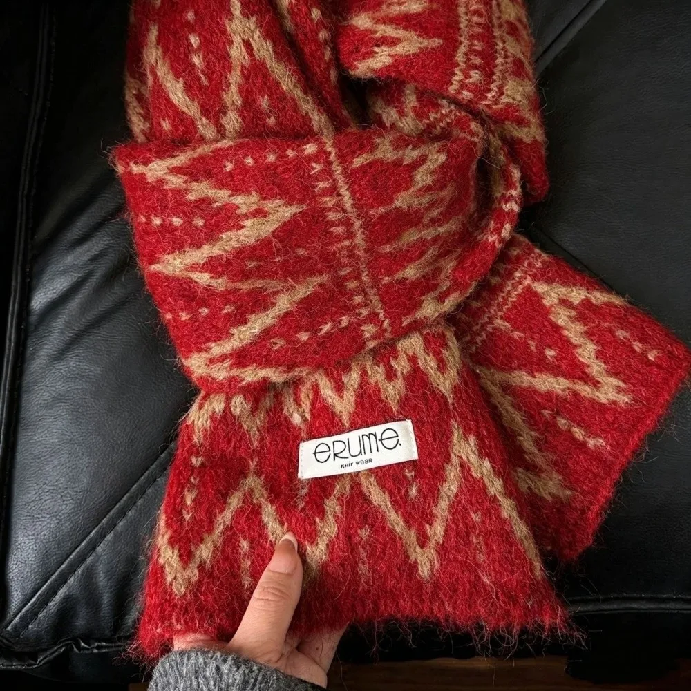 Aesthetic Polyester Thick Knitted Scarf Fair Isle Pattern Long Length Neck Warmer Cold Proof Fall Winter Scarf Photography Use