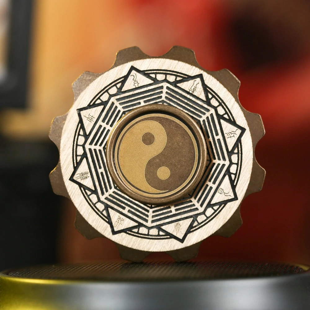 JTEDC Doppelseitiger Wikinger-Piraten-Retro-Messing Rotierender Mechanischer Metall-Fingerspitzenkreisel Stressabbau-Spielzeug