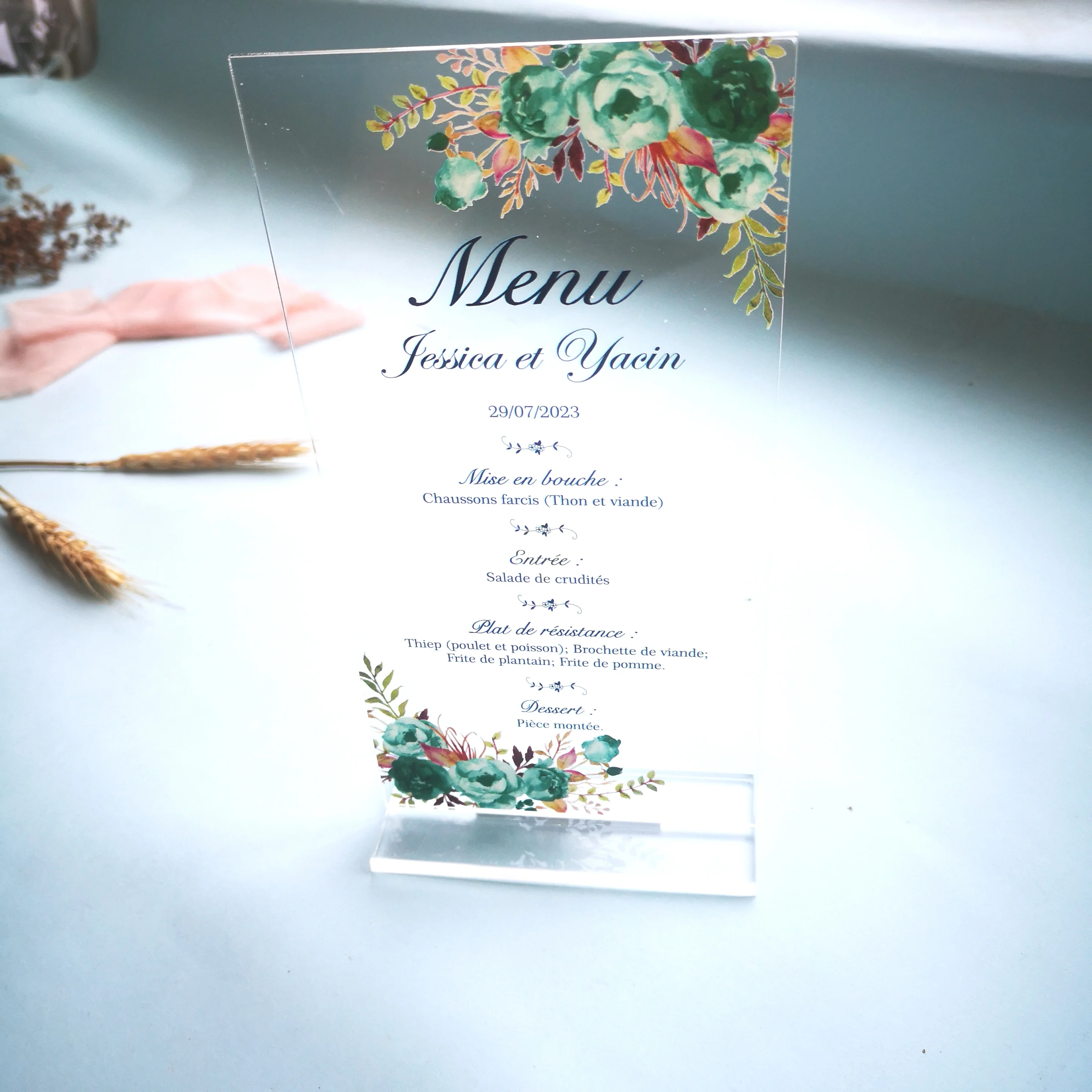 

New Menu Card Wedding Table Decoration Invitation Card With Stand Holder Hot Sell Acrylic Clear Wedding Invitations