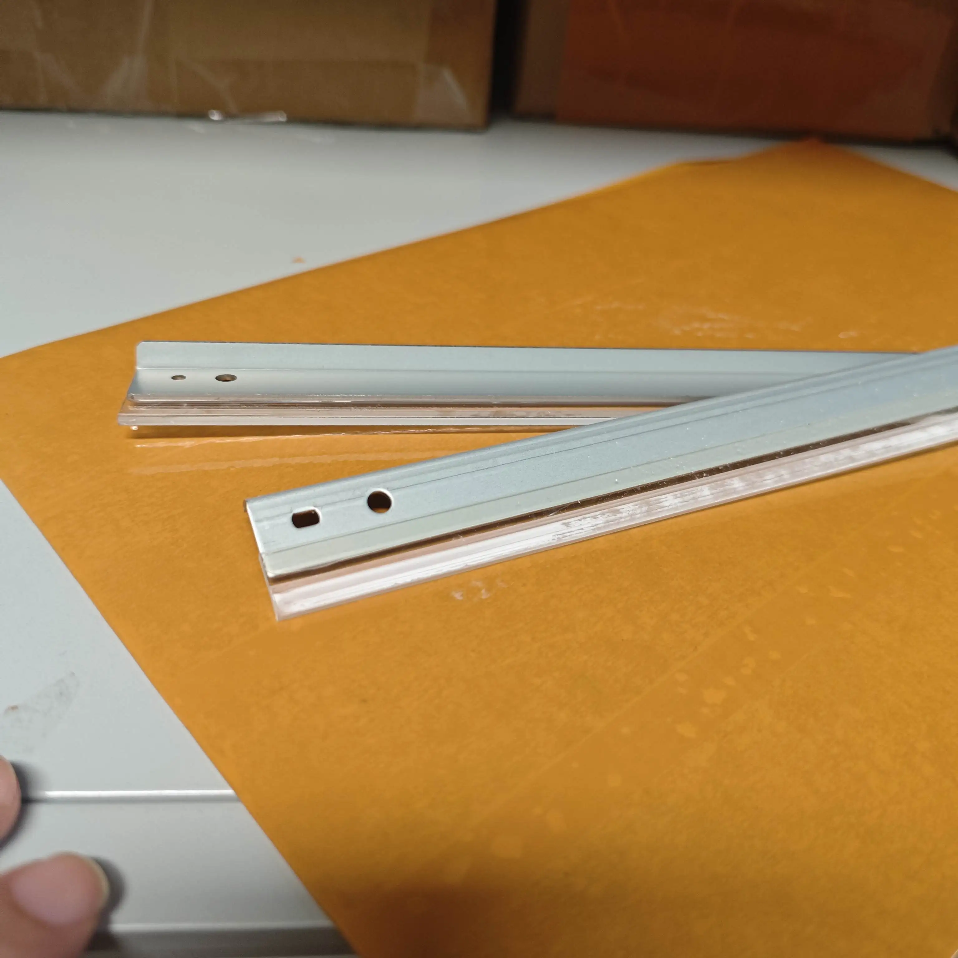 

10pcs. Drum Cleaning Blade For Ricoh AF1022 AF1027 MP2550 Aficio 1022 1027 1032 2022 2027 220 270 3025 3030 AD04-1114