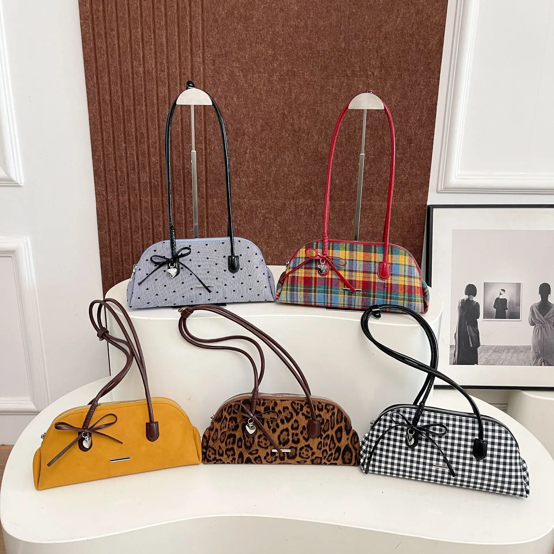 

Роскошная женская сумка через плечо 2025 года, стеганая сумочка в стиле ретро, многофункциональная повседневная сумка-шоппер на молнии для ежедневного использования и путешествий