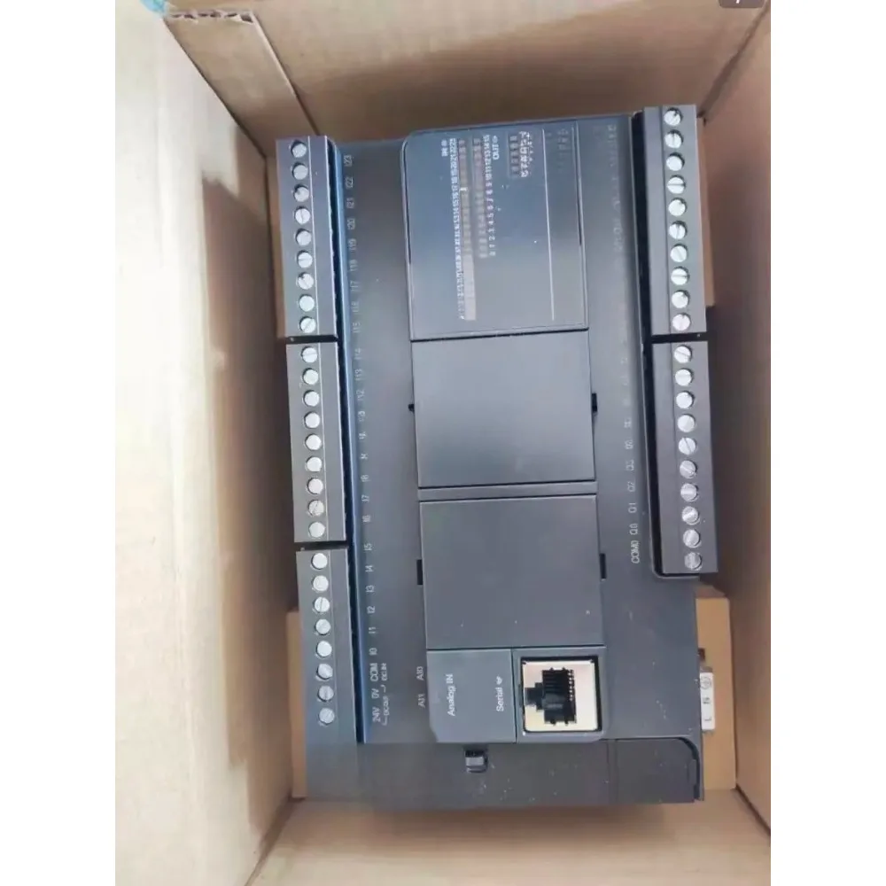 PLC Serie TM221C (TM221C16R/C16T/C24R/C40R/C40T/C24T/C24U/C40U/C16U) Nuevo Original