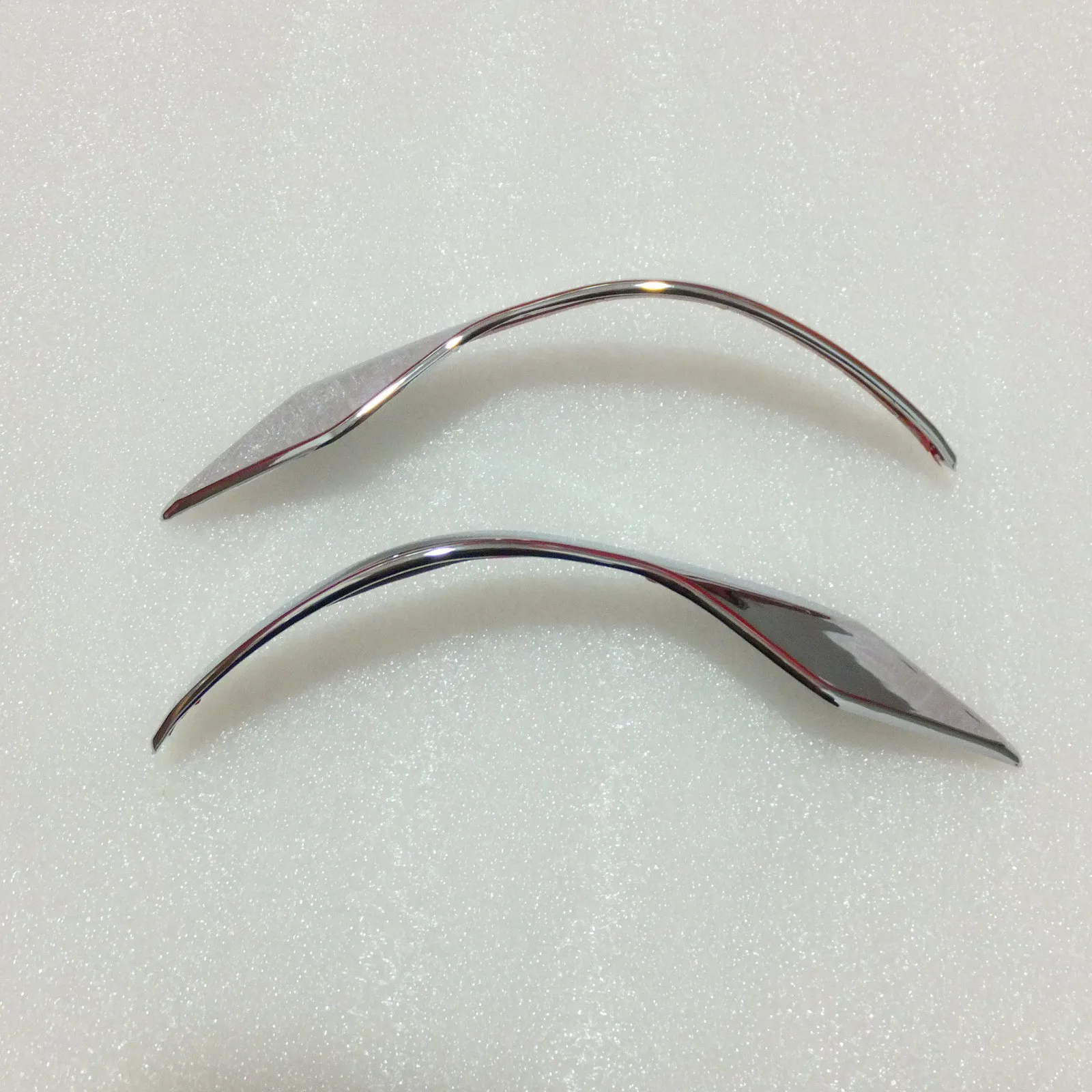 

Compatible For Honde Vezel HRV HR-V 2014-2018 Car Door Rearview Mirror Trims Strip ABS Plating Rearview Mirror Decorative Cover