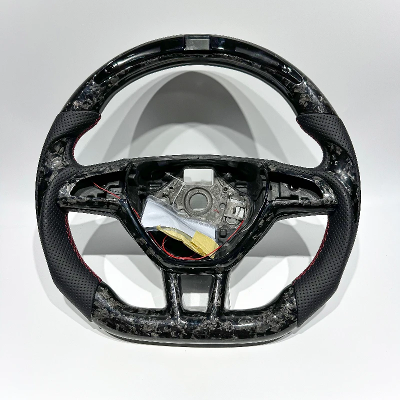 

Custom Racing Version LED Screen Forged Carbon Fiber Steering Wheel Suitable for Skoda Octavia Auto Parts Without airbags