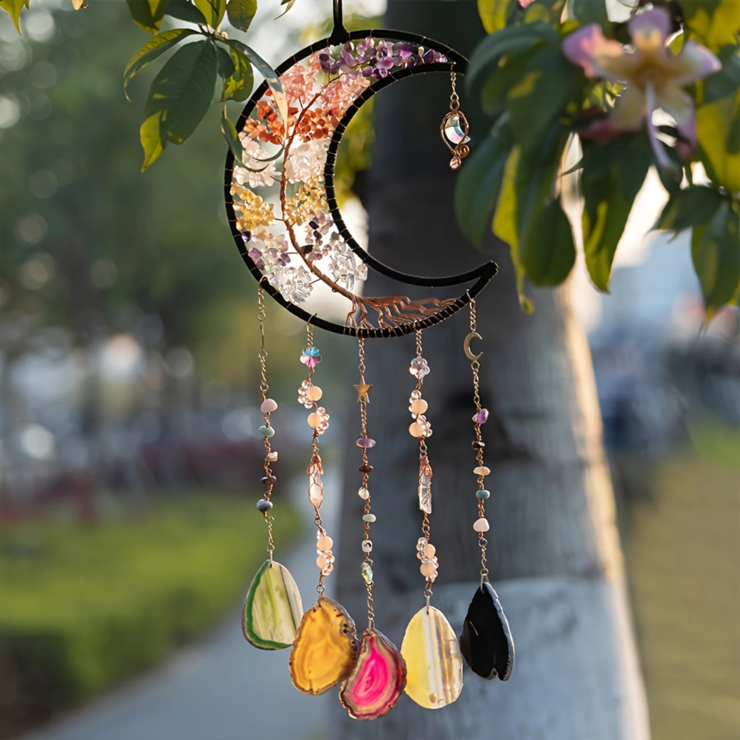 Color Agate Crystal Crushed Stone Luxury Dreamcatcher Pendant - Handmade Woven Wind Chime Decoration for  - Natural Stone, High-