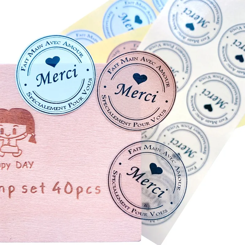 100pcs Round Spanish MERCI FAIT MAIN AVEC AMOUR Wedding Gift Adhesive Scrapbook Baking Cookies DIY Handmade 3.5cm