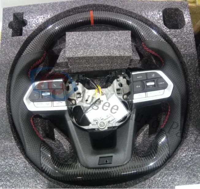 عجلة قيادة مخصصة مع شاشة عرض من ألياف الكربون لتويوتا لاند كروزر LC300 2020 2021 2022 2023 2024 #3